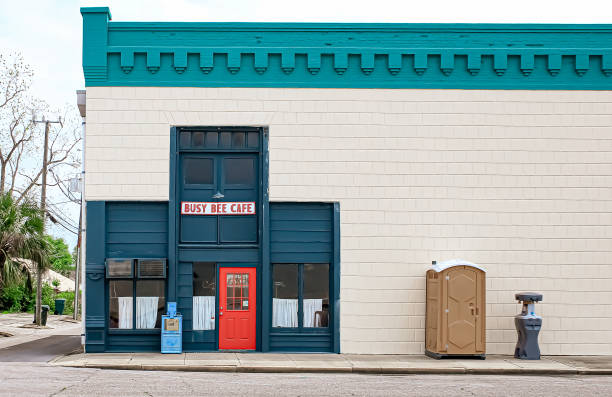 Portable restroom solutions in Quincy, FL